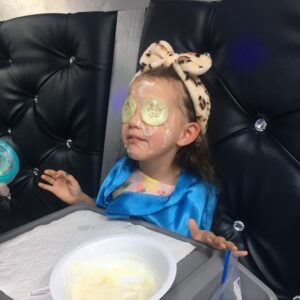 Tiara Time Spa Girls' Facial